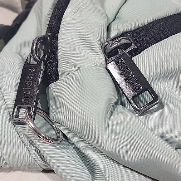 Adidas Originals Core Waist Fanny Pack Bag Mint Green Crossbody Legacy Concert - Picture 9 of 11